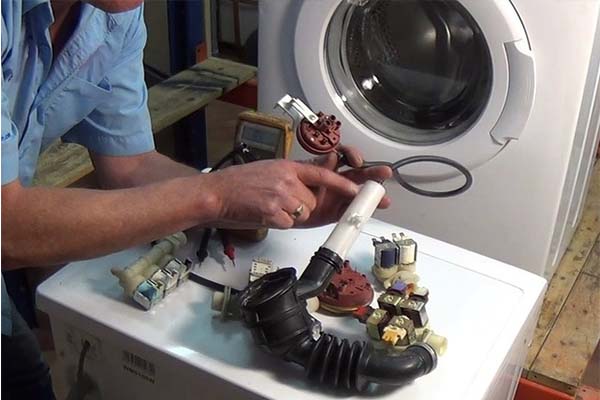 Repairing Image